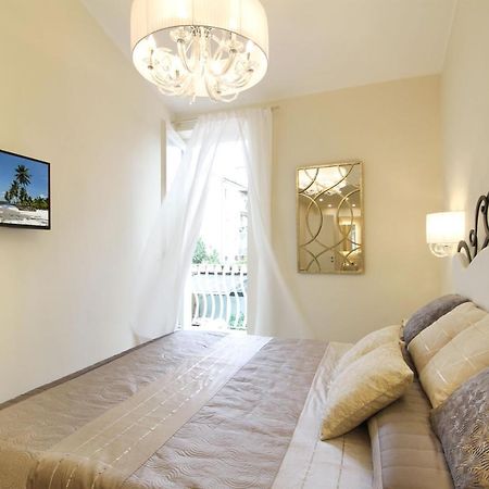 Lucca In Chic - No Ztl - Free Parking - Old City At 10Min By Walk Exterior photo