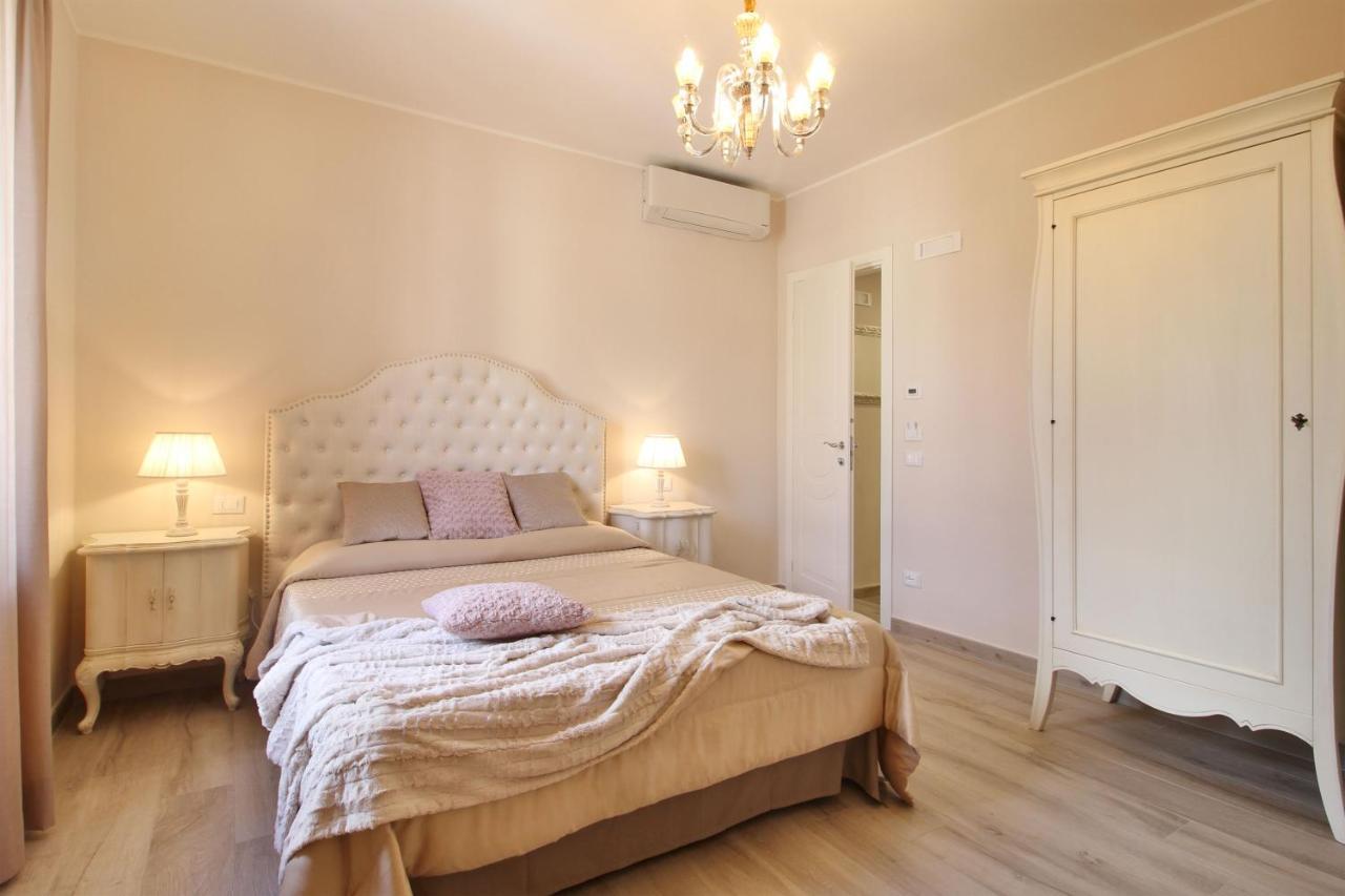Lucca In Chic - No Ztl - Free Parking - Old City At 10Min By Walk Exterior photo